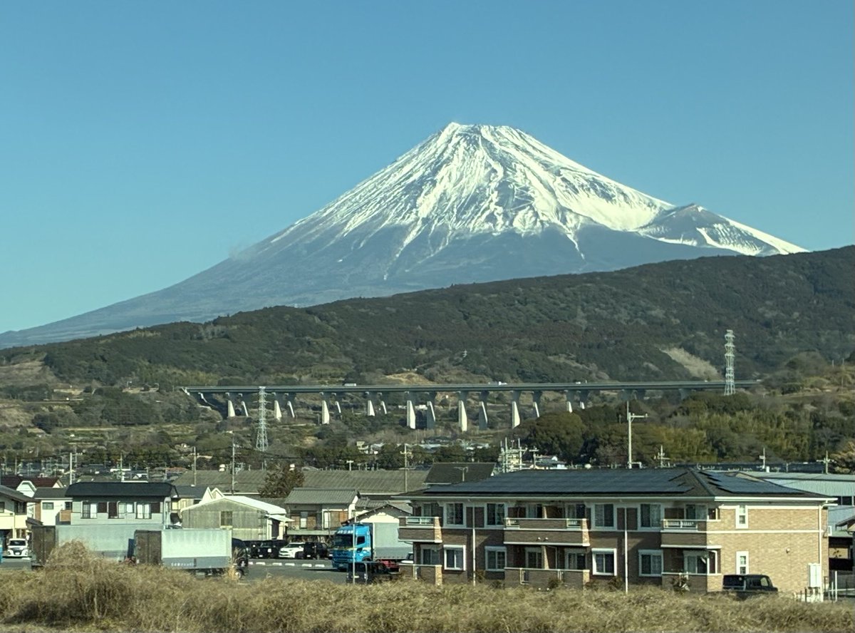 今日は富士山の日🗻 先日のぞみから見た第2東名コラボを ここまで