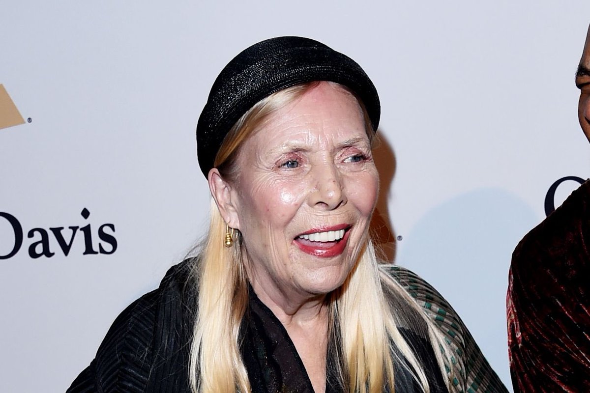 Joni Crave 🤍 tweet media