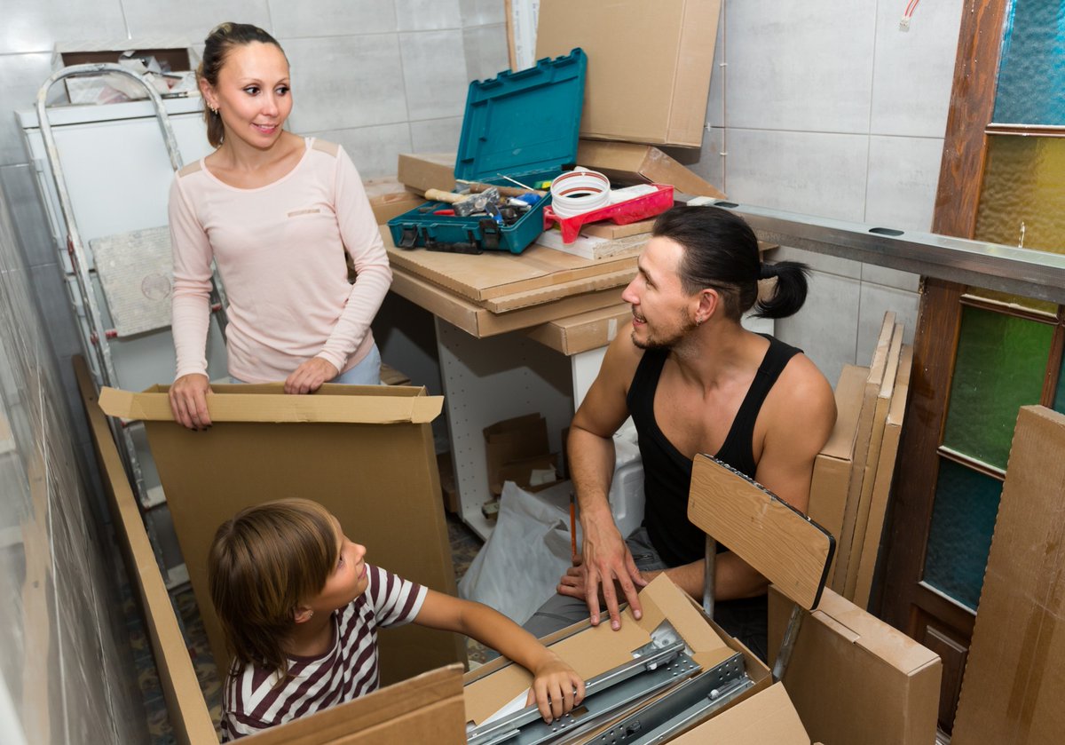 AUNNAsociacion's tweet photo. Muchas casas tienen trasteros, lo cual puede funcionar como un gran desahogo, pero también supone un punto vulnerable, conoce todos los riesgos y cómo evitarlos gracias al artículo de
@ZurichSeguros: https://t.co/IKmpFPM1nm
#Juntosmaslejos
#Corredoresdeseguros https://t.co/nvgRg972vN