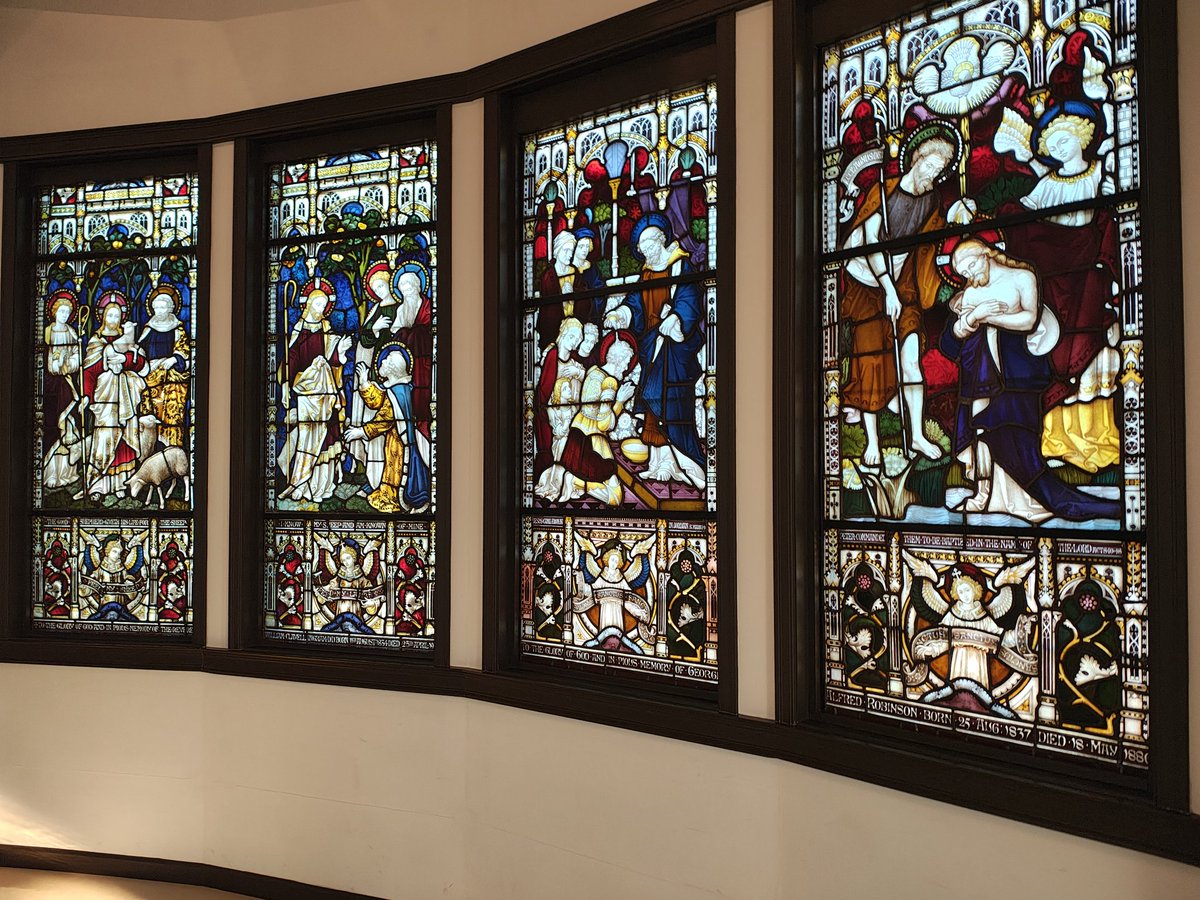 掛川のステンドグラス美術館に来た らでん氏が紹介してたらしい