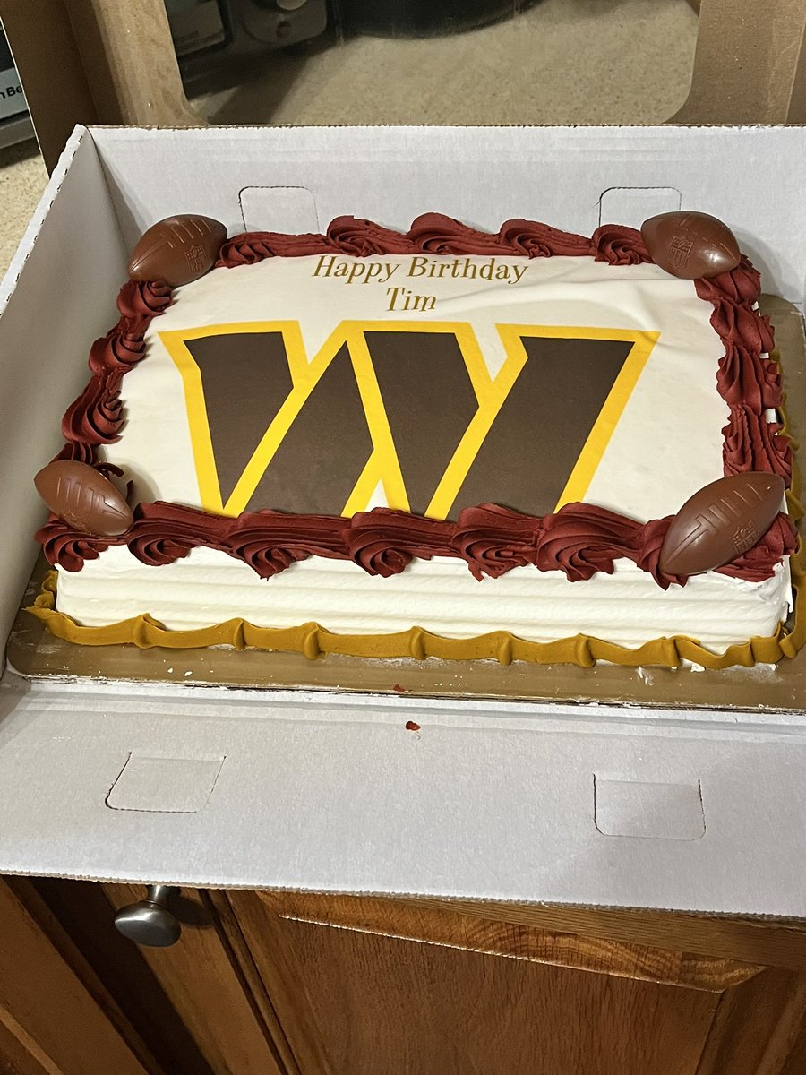 big_daddy_757's tweet photo. My Washington Commanders Birthday Cake #happybirthday #MyBirthday #age46 #chapter46 #February15th #birthdayboy #lovemylife #mybirthdaymonth #birthdaycake #mybirthdaycake #thankyoumom
#washingtoncommanders https://t.co/EPQwtS4qyZ