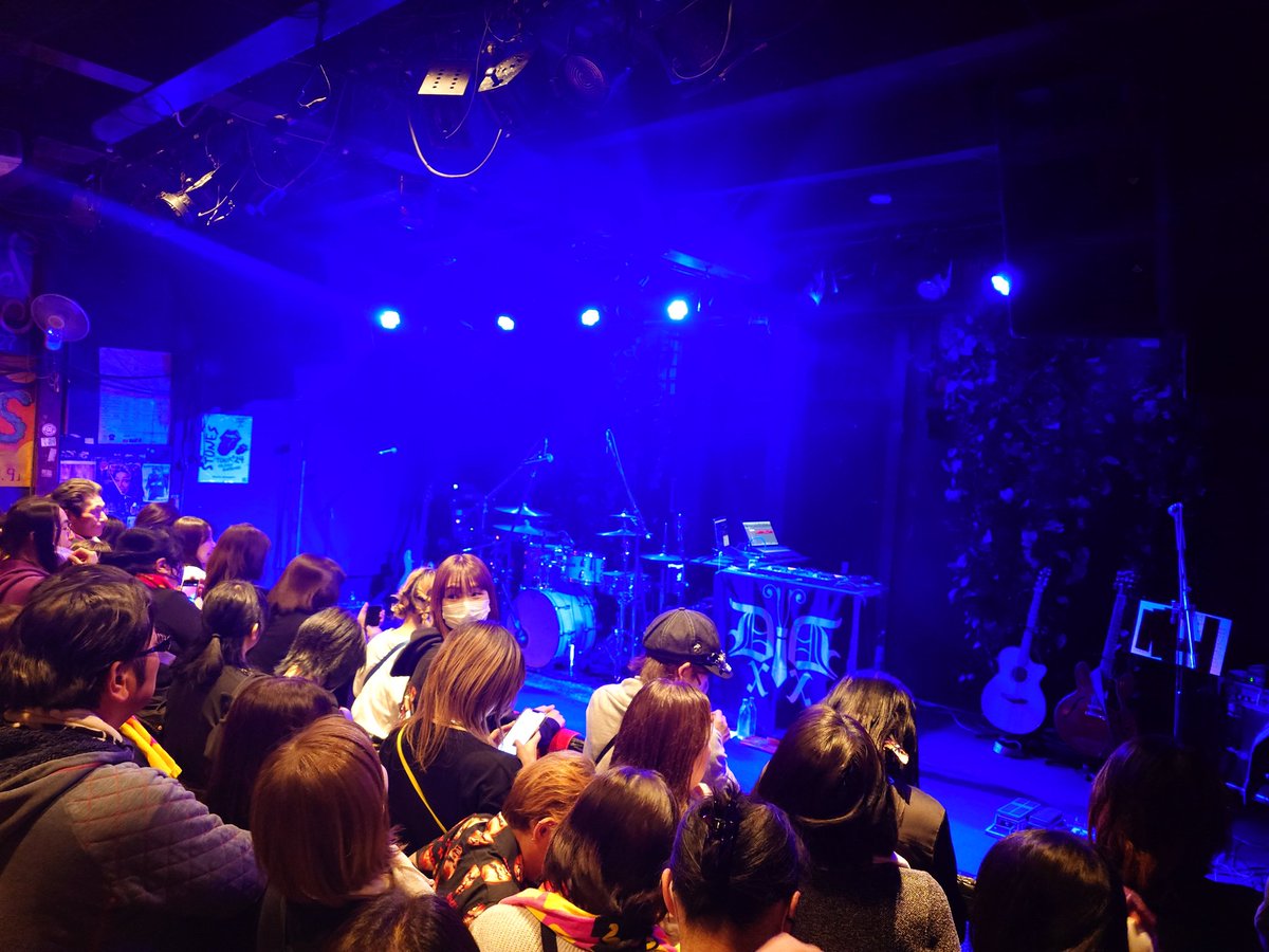 今日は初めて上手から。
台のうえに乗ったし静かに観よう✨️
#デラデラ