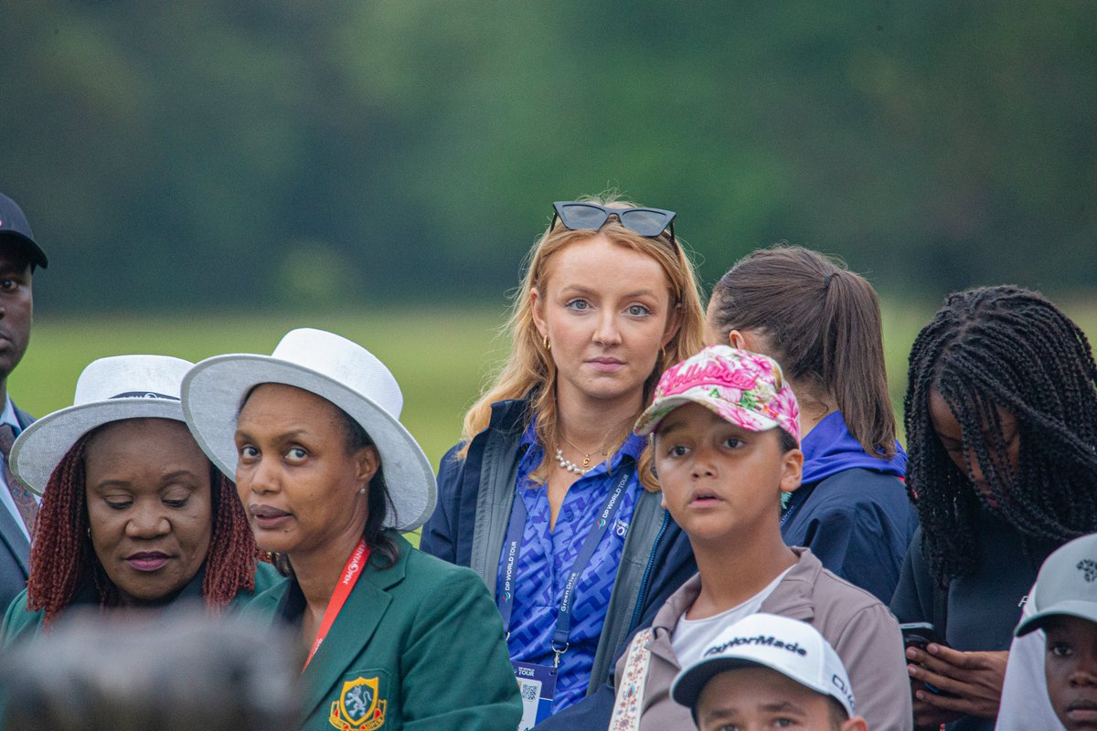 FanakaStudios's tweet image. MKO si golf tu 😌⛳
Ni sura safi kila side.
Facecards? VALID kabisa. 🔥
#MagicalKenyaOpen #MakeItCount