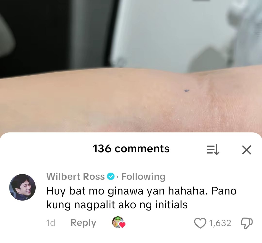 Nhica2014's tweet photo. oo nga naman ate paano kung WB pala ipalit nyang initials hahahaha https://t.co/BNMuYClIt8
