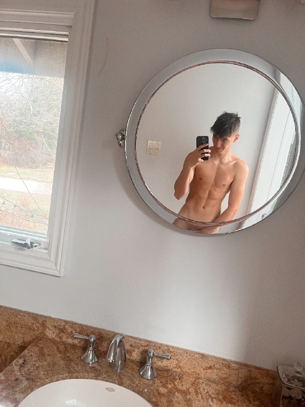 DannyExplorer tweet media