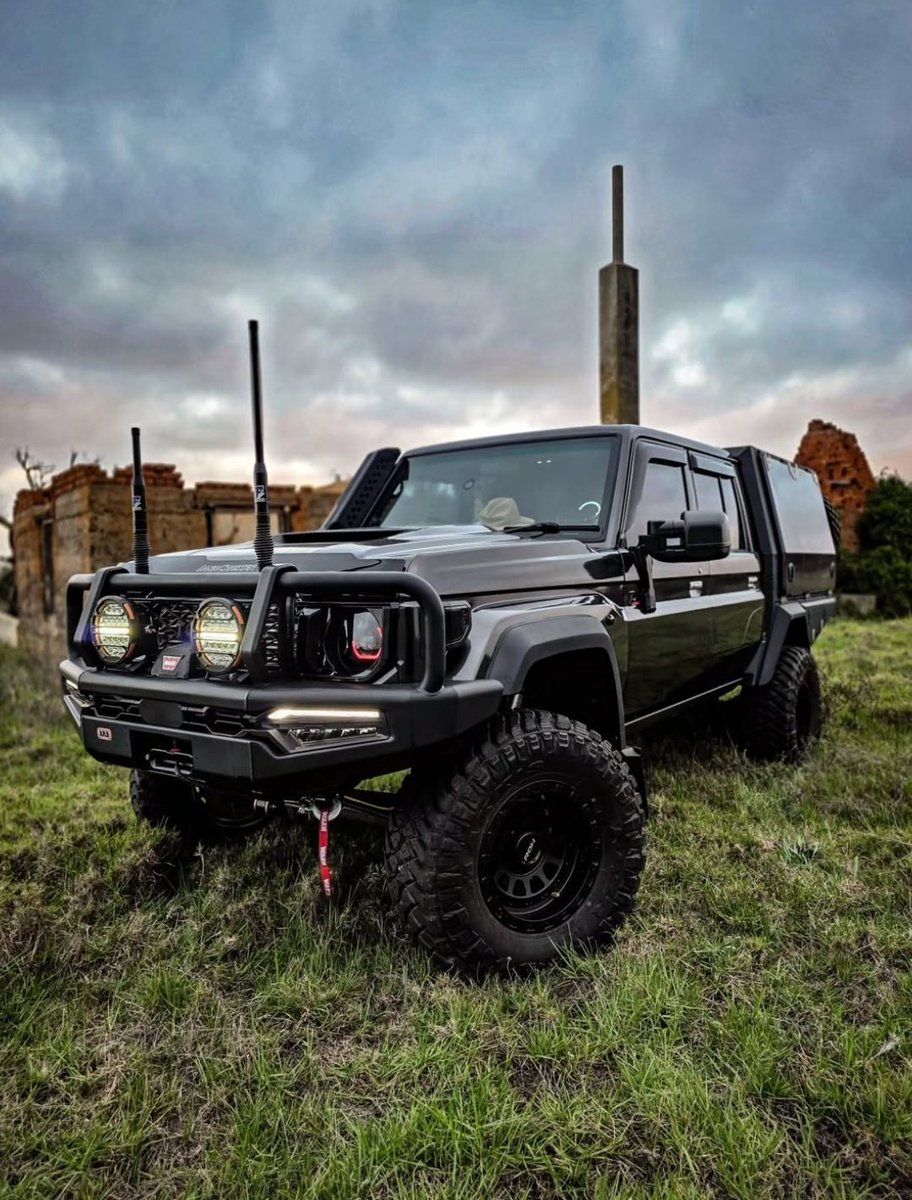 Daily Dose of Land Cruiser Inspo;
79 Series!
PC vanventuressa IG