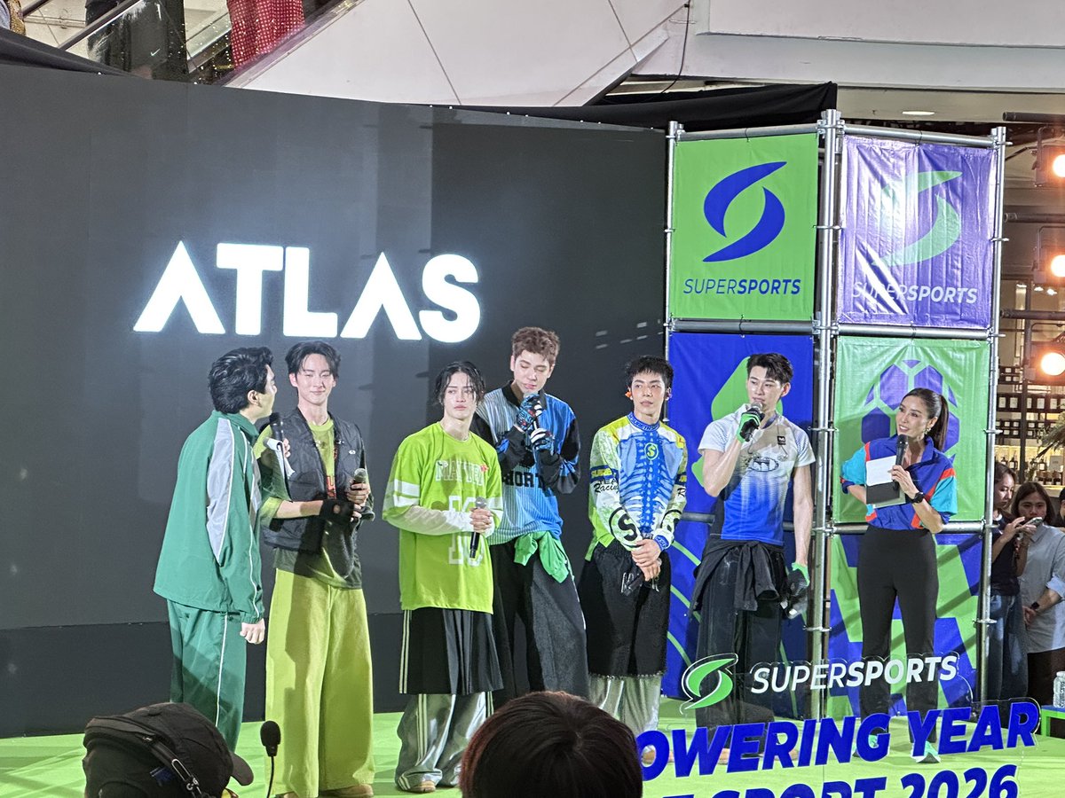 supersports_th's tweet photo. วันนี้สนุกกันรึป่าวครับบบ
#Supersports #PoweringYearOfSport2026 #BeyondMovementBeyondLimits #MoveYouMoveSports #CentralWorld #ATLASth #ATLAS_TH https://t.co/Bif4KLwNqc