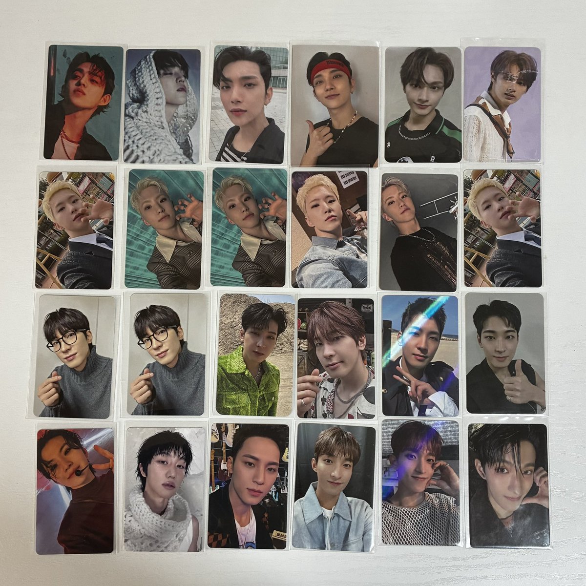 SEVENTEEN セブチ yzy ラキドロ トレカ 共同購入 代行 買取 交換 中華