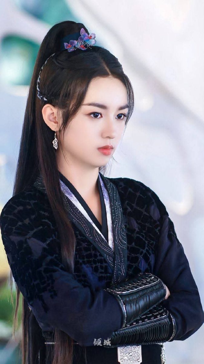 shadzbebs's tweet photo. Two of my most favorite characters in C-Drama & it was played by the same actress 😎 #ZhouYe
I always love the strong, smart, funny, cute beautiful protagonist (I don't like those pitiful one).
#YanHui of #BackfromTheBrink
#HeYan of #LegendofTheFemaleGeneral
They could be BFF! https://t.co/20gDiOjPgB