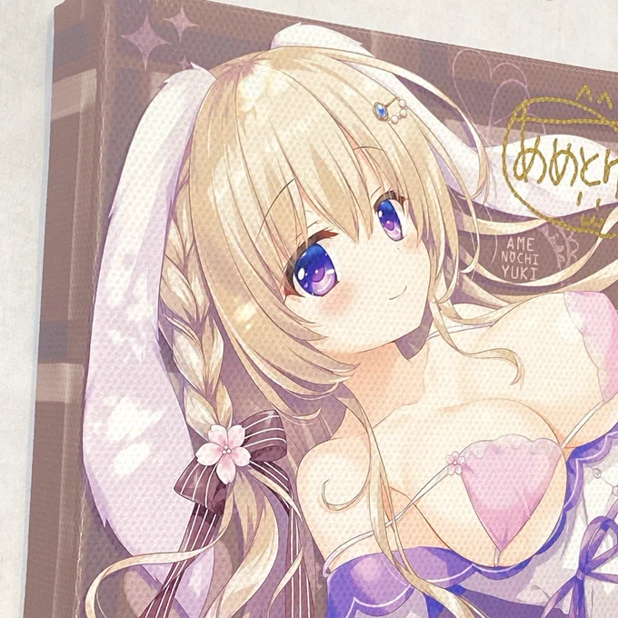 俺嫁の先着プレゼント用キャンバスにサイン入れがんばってます 側面まで印刷があってチョコレートボックスみたいな立体感が可愛い