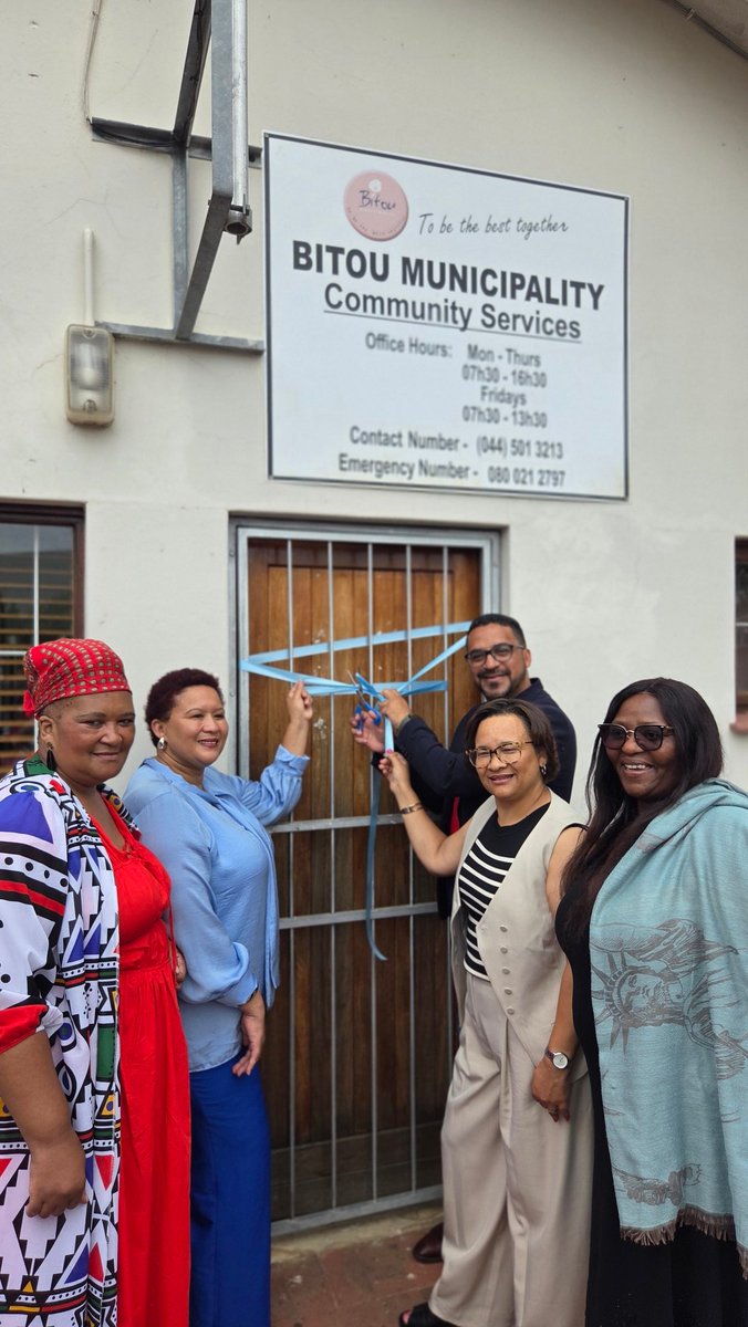 Min_TSimmers's tweet image. 🏠 Today we officially launched the Bitou Rental Housing Information Office in Plettenberg Bay.

This means rental advice and dispute support are now closer to the community

That’s what people-centred service delivery looks like. 💙

#WCSOPA26 #GetItDone #ForYou