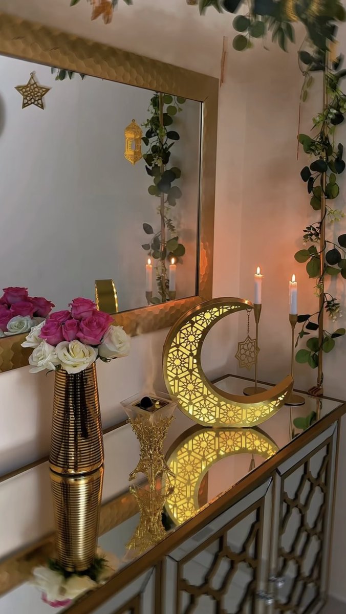 وكأن الحياة في رمضان تُزهر ..🤍🌷
•'•٠•'•٠•'🌸

#رمضان_كريم 
#مساء_الخير