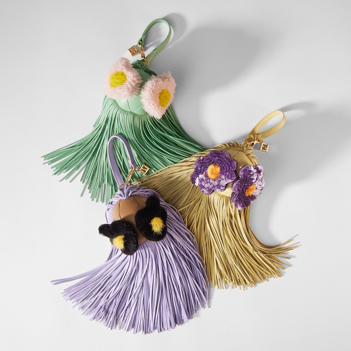 フェンディ のホワイトデイギフト。 大切な方へのギフトはもちろん、ご