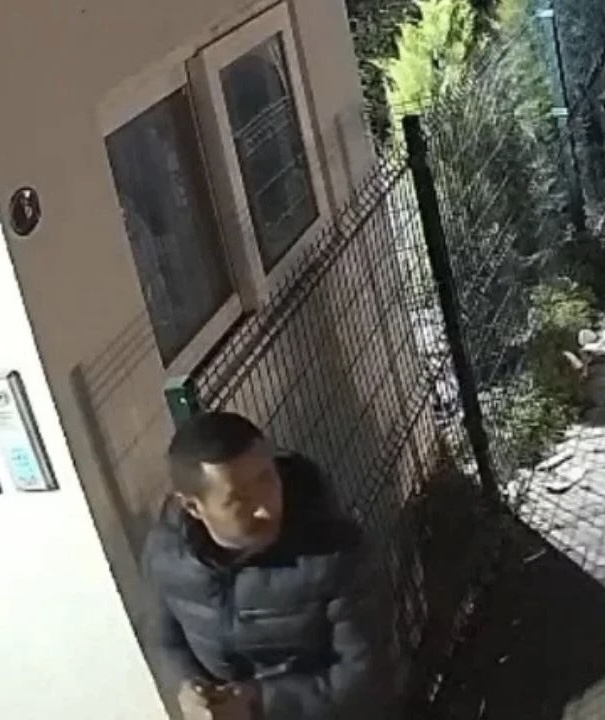 19 Ocak’ta İzmir’de eski sevgilisi Lokman Etken tarafından vurularak hayatını kaybeden Gözde Akbaba’nın, olaydan 17 gün önce savcılığa giderek koruma talep ettiği ancak bu talebin reddedildiği, yalnızca uzaklaştırma kararı verildiği ortaya çıktı.

— Şahsın uzaklaştırma kararını