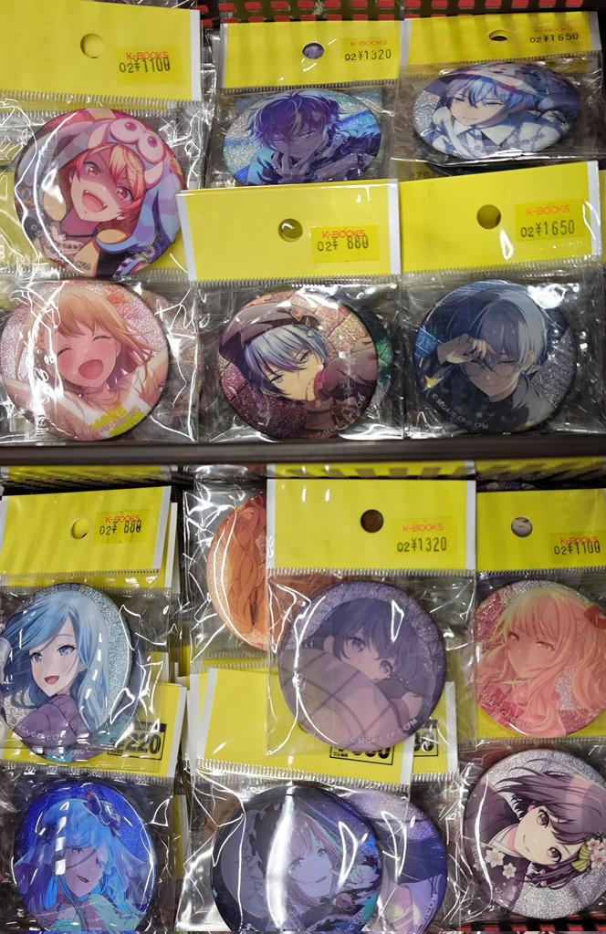 入荷情報】 『プロジェクトセカイ』より グリッター缶バッジを中心に