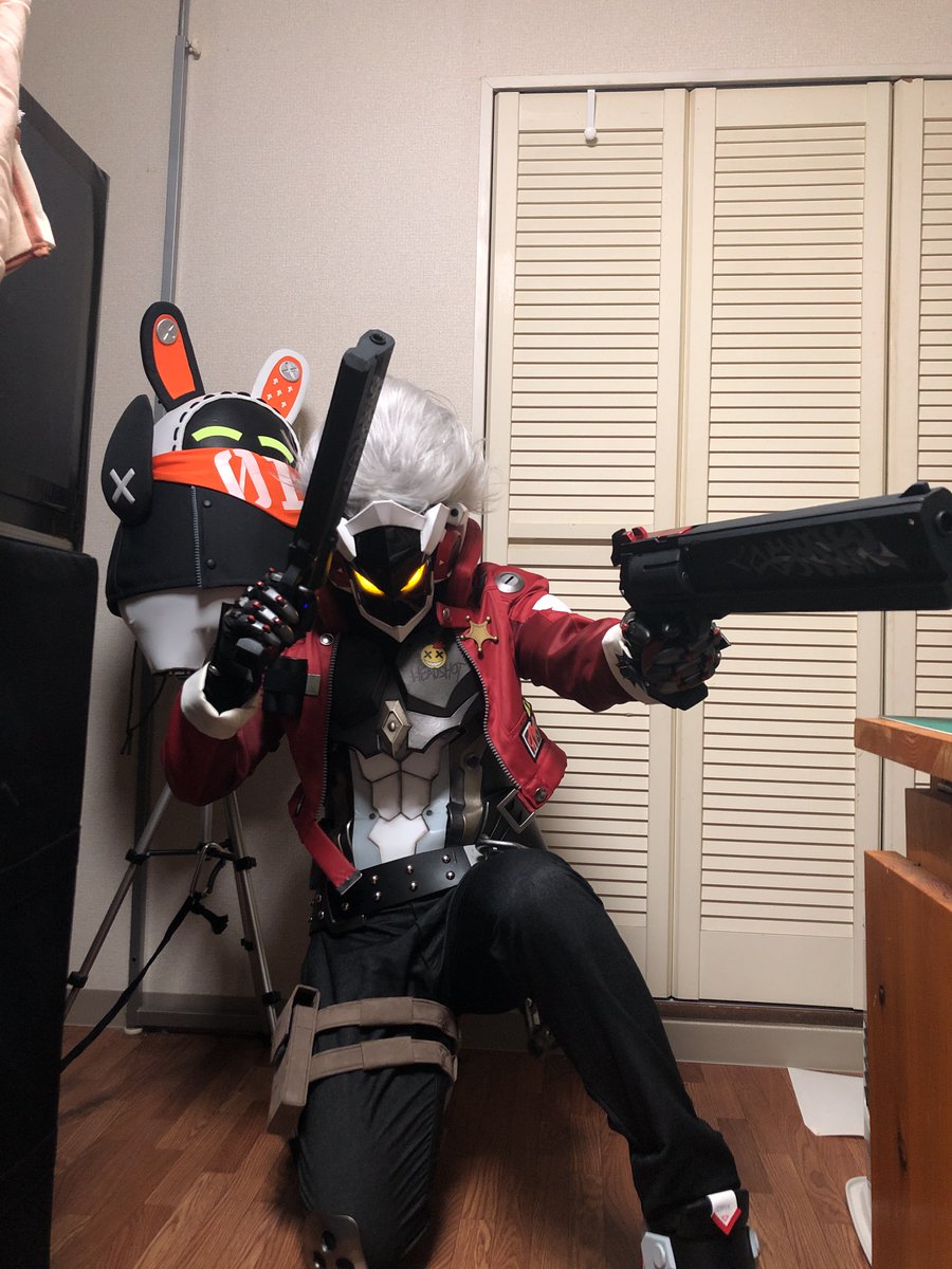 【ビリーキッド製作】おまけでイアスの活用事例を試し撮りしてみました。
足元に沿わせたり、三脚を身体で隠せばいけるかな？