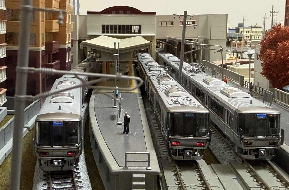 223系の日 通勤・お出かけにお世話になっております🙇🏻 自宅