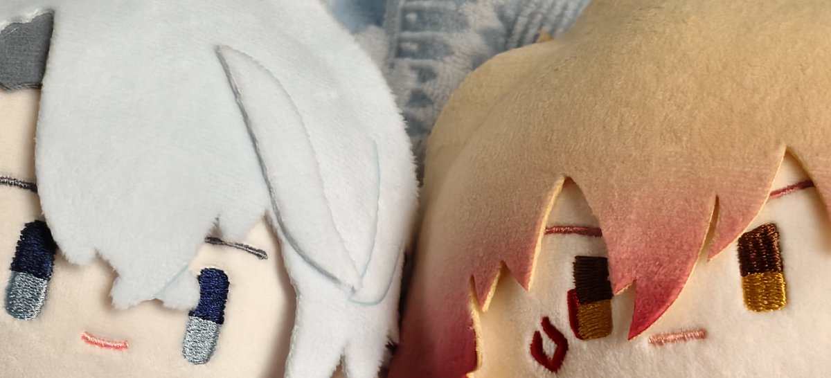 #phaidei
    (｡ī ᴗ ī｡)                                       (｡ì _ í｡)