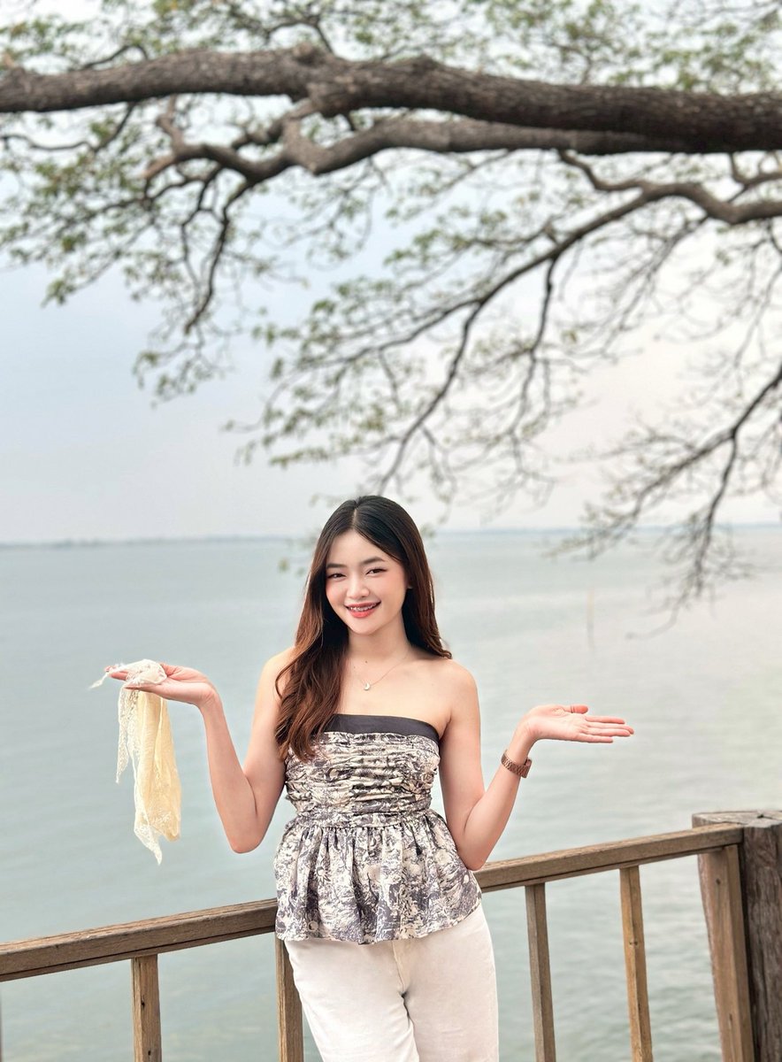 Rchi1371's tweet photo. สวยกว่าเขา⛰️ ก็เราเนี่ยแหละ 😝 https://t.co/3xCAmQXaEe