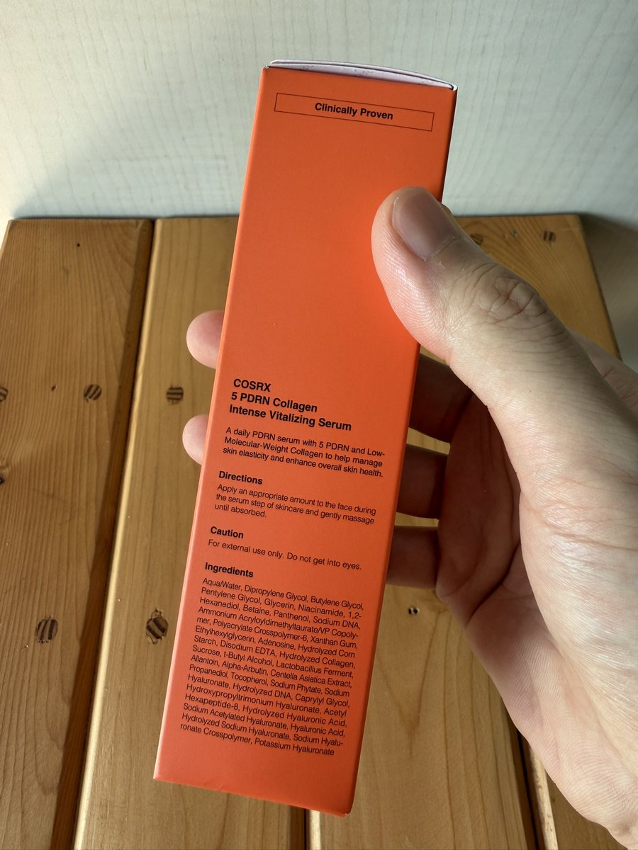 oak_html_5's tweet image. #COSRX 5 PDRN Collagen Intense Vitalizing #Serum จุดเด่นคือเค้ามี 5 PDRN Complex รวม Salmon, Centella, Rice, Lactobacillus และ Sea Grapes เสริมด้วยคอลลาเจนโมเลกุลเล็ก ขนาด 200 ดาลตัน เนื้อเซรั่มบางเบา ซึมไว ไม่เหนียว ใช้เช้า–เย็น

✨พิกัด s.shopee.co.th/1BH6bmgDmd

#รีวิวดีรีวิวดัง