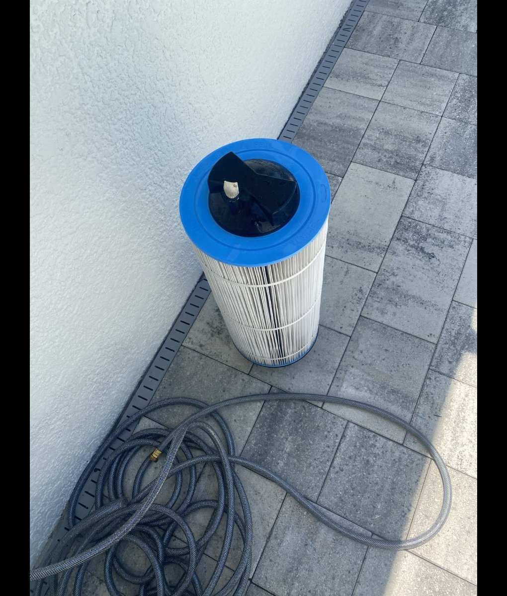 FLDetailPools's tweet image. 💦 Pool tip: Keep water level mid-skimmer for smoother North Port pool maintenance &amp;amp; professional pool cleaning results 🌊✨ Keep your pool swim-ready FloridaDetail.com instagram.com/p/DVFefeslL9I/ #FloridaDetail #PoolCareTips #NorthPortLiving #FloridaPools