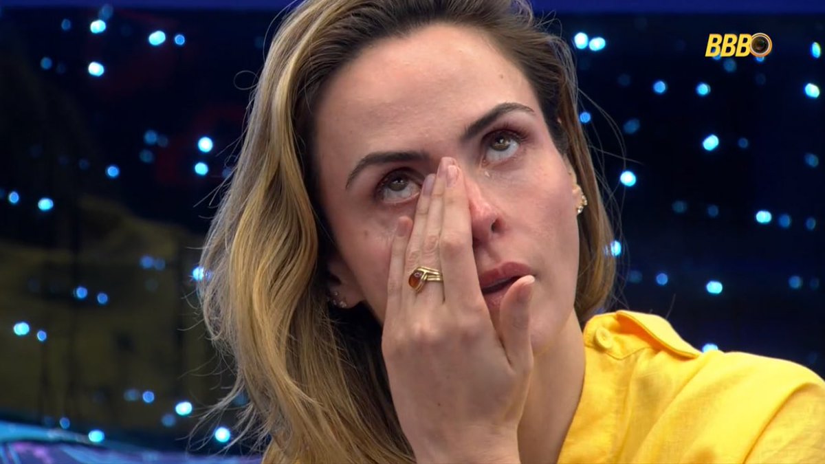 anapaularenault's tweet image. Estamos com você, Ana! 🥺💜 #TeamRenault #BBB26