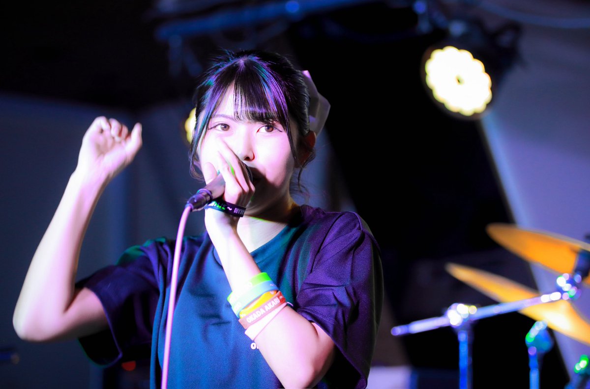 waiwaicasa's tweet photo. #岡田朱梨。
2026.02.18 #Aconight  #Dominant

しっとりとした楽曲からの明るく力強い内容だったステージ♪
みっちぇるさん生演奏による夜行バスは詩に込められた想いがじんわり伝わり
なるるさんとコラボのだだちゃんの大丈夫な歌。は一味違った温かさと楽しさ満載だった！

#シンガーソングライター https://t.co/5AAFc9eLjo