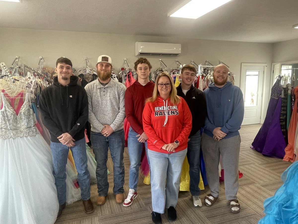 Angela Parrott tweet media