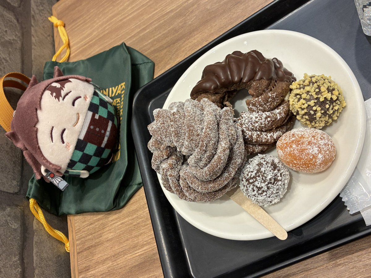 2Xc8q's tweet photo. 生きてます。

( ⸝⸝◜ᴗ◝⸝⸝ )🍩おいしかったです！ https://t.co/s5BGeYXJ1T