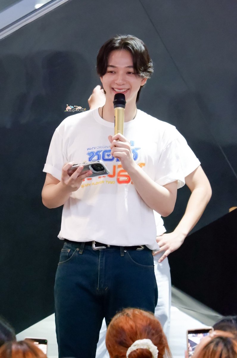 bbasjtr_family's tweet photo. ยิ้มขนาดนี้ มาเอาใจแม่ไปเลยลูกก 
อ่อ ให้ไปตั้งกะ 9 ปีก่อนละ 🤣🤣 

BEMYPLAYERTWO 1ST STEP
#บวงสรวงซอโซ่ล่ามธีร์  

Bas​ Hatsanat 
@basjtr
#บาสเด็กอ้วนที่แท้จริง 
#bbasjtr
#6CODE https://t.co/K2ThO7GNO0