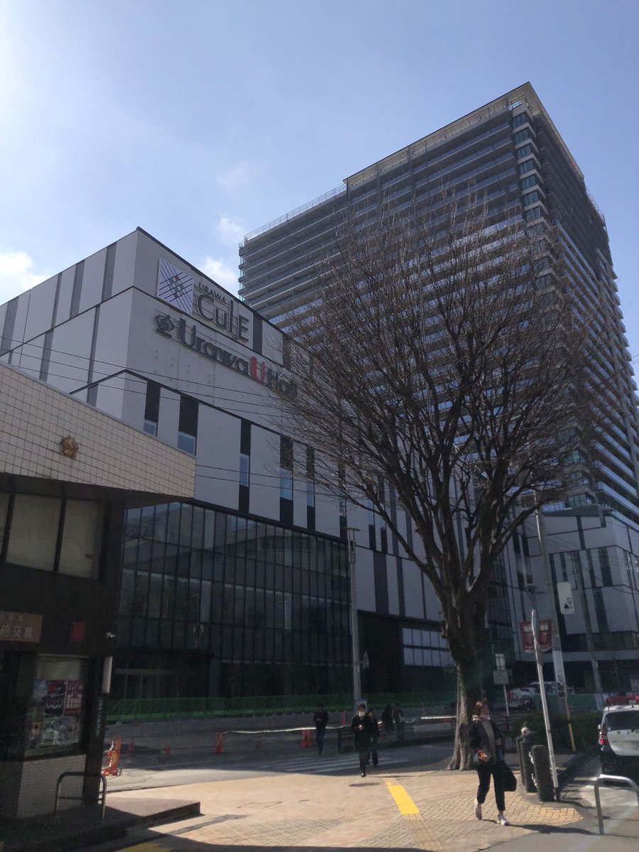 022RED's tweet photo. おはよう！
気持ち悪いくらい暖かい風！ https://t.co/ii53yWeR8C