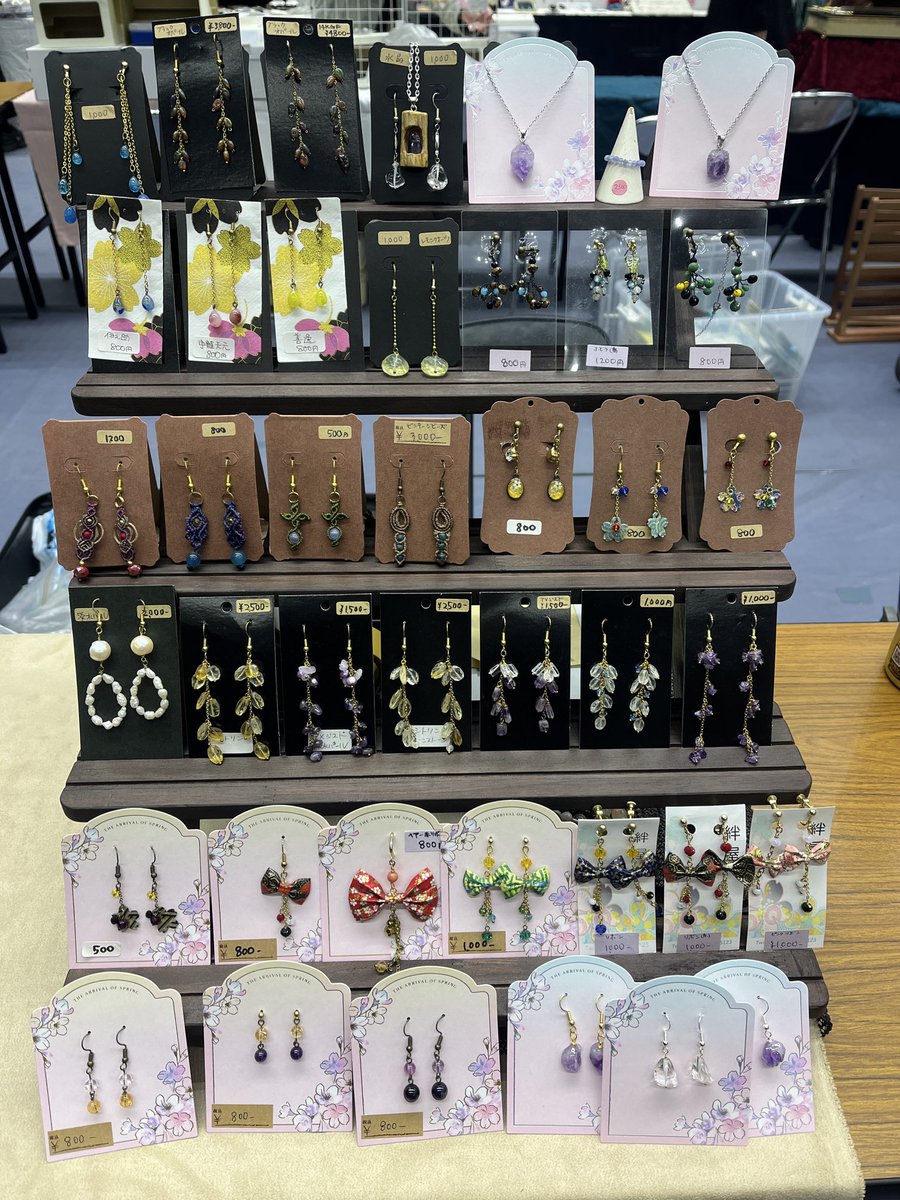 数年ぶりにコミシに居ます！ 絶賛セール中！！ #CC福岡63 #天然石