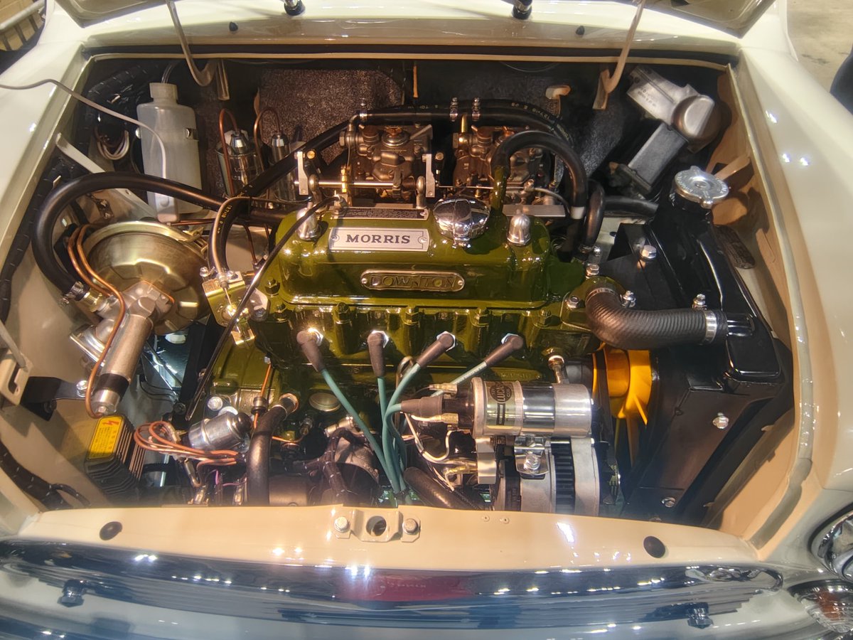 遂にミニクーパーも1800万円の時代に突入かぁ😱 一般市民の私には