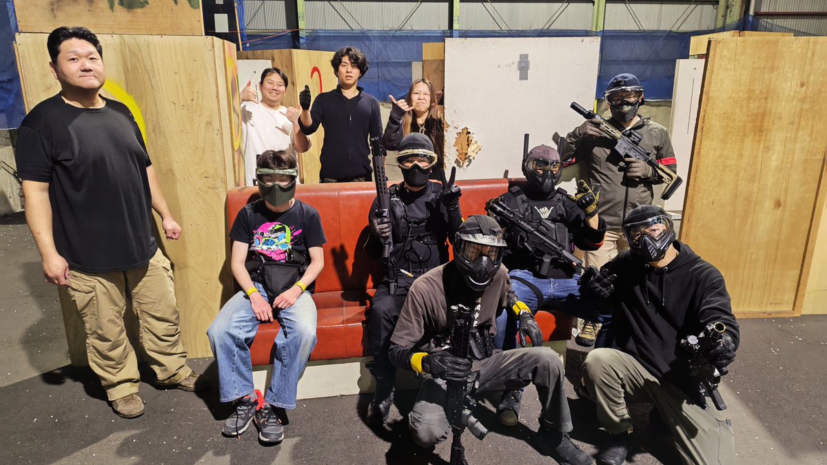 昨日の定例会、お疲れ様でした！
皆さん上手でめちゃめちゃ楽しかった✨
またよろしくお願いします♡

今日は祝日だったんですね㊗️✧︎*。
動いたら暑いぐらいのサバゲー日和🌞
そんな月曜日は13時〜18時 で
お店の日になっています😊
どうぞご来店くださいませ！！
 #11B2  #サバゲー  #エアガン