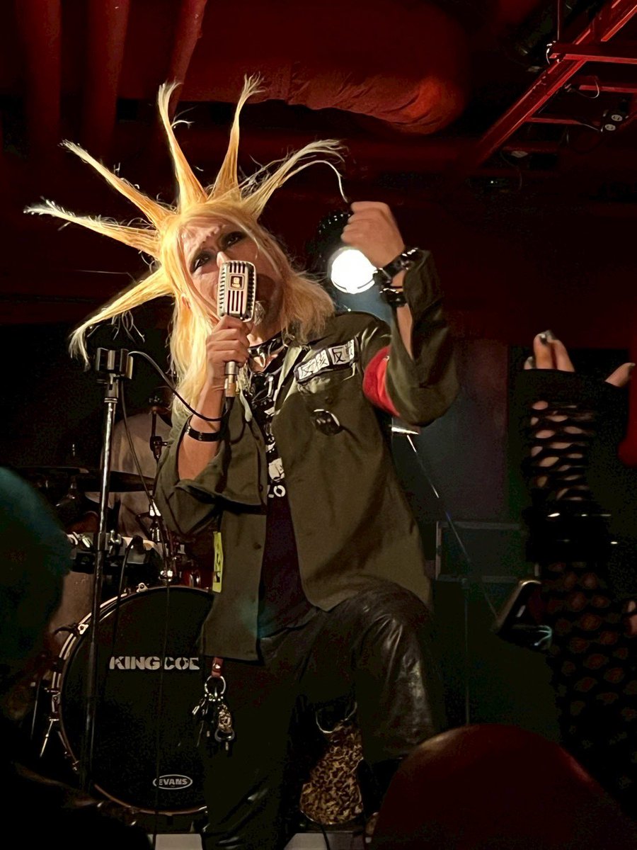 あまり対バンした事ないバンドの方や ジャンルや世代やら関係なく