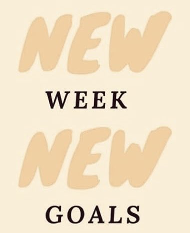 Happy Monday Fam 💛
Let’s Start Off Strong✨