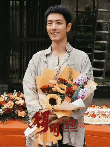 xfxid_archive's tweet photo. [Update] Riwayat Filmografi Xiao Zhan 2016-2026

Rekam jejak filmografi Xiao Zhan terbaru, lengkap mulai dari peran hingga jadwal produksi dan tanggal tayang. Setiap judul menandai satu fase pertumbuhan, konsistensi, dan dedikasi.

#XiaoZhan #肖战 https://t.co/9xNVQDuqcl