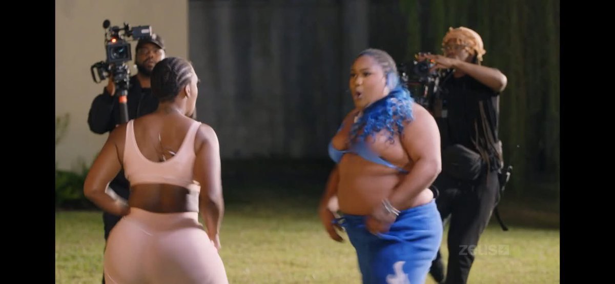 ✨𝐓𝐈𝐍𝐘 The INSPIRATION 💫 tweet media