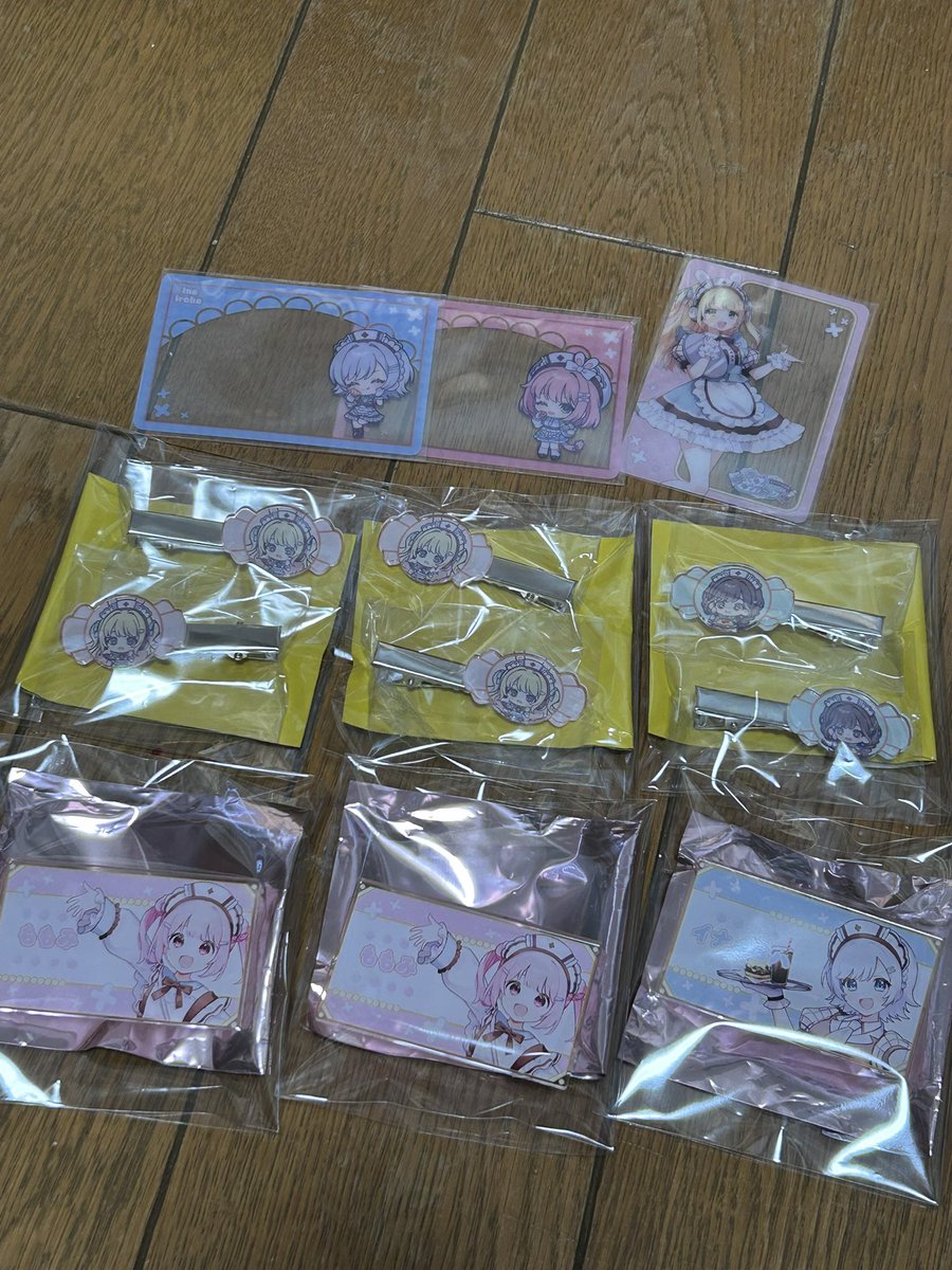 y_ym17's tweet photo. @shinoacha4 検索より失礼いたします。
当方、🍑み、🐟のネームバッジを所持しております。
可能でしたら、🍀、🍑あとのご交換いただけませんでしょうか？
是非、ご検討ください。
よろしくお願い申し上げます。 https://t.co/krJw9ObTTS