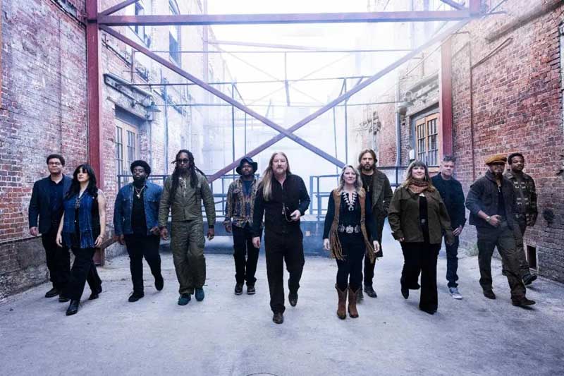 ClassicRockMag's tweet photo. Vote for Tedeschi Trucks Band's Who Am I as your Track Of The Week https://t.co/TFJPeyGJTK https://t.co/Ju0alSzHj7