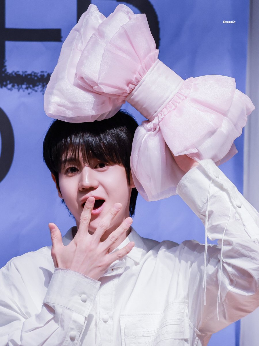 𝑩𝑨𝑺𝑺𝑰𝑪 tweet media