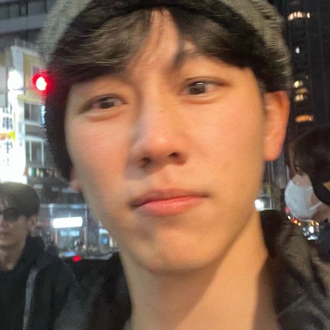 จุ้บกัน                                  โอ้ย มอมมาดแต่มาจุ้บ!
