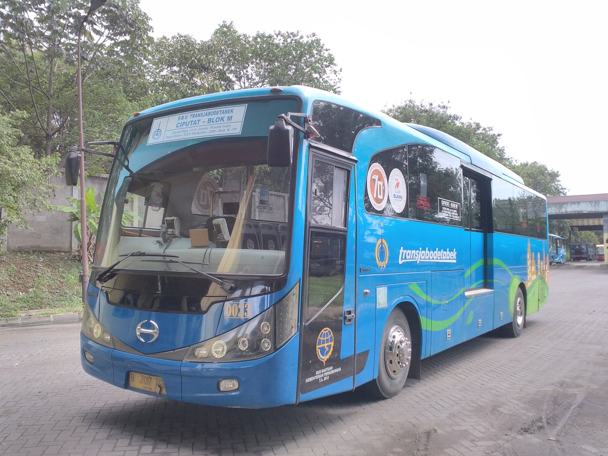 Asal Usul Sebelum menjadi S-21. Ciputat  - Blok M.

ada yg punya dokumentasi lebih jadul ? 
#Transjabodetabek
#PPD