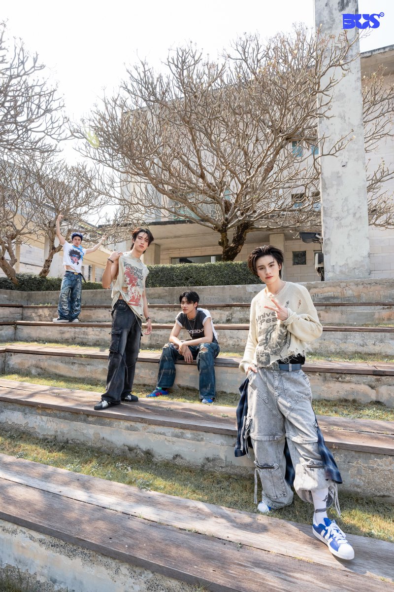 📸 BEHIND THE SCENES - 'So Blue' 💙 (6/10)

B-U-S BUS IS TWELVE
B-U-S #BUS_SoBlue 〰

BUS - So Blue
OFFICIAL MUSIC VIDEO OUT NOW!
🔗: youtu.be/KLuCFhq3vNM

MUSIC ON ALL STREAMING
🔗: becauseofyouishine.lnk.to/SoBlue

#BUS_SoBlue_MV
#BUSbecauseofyouishine
#SONRAYMUSIC