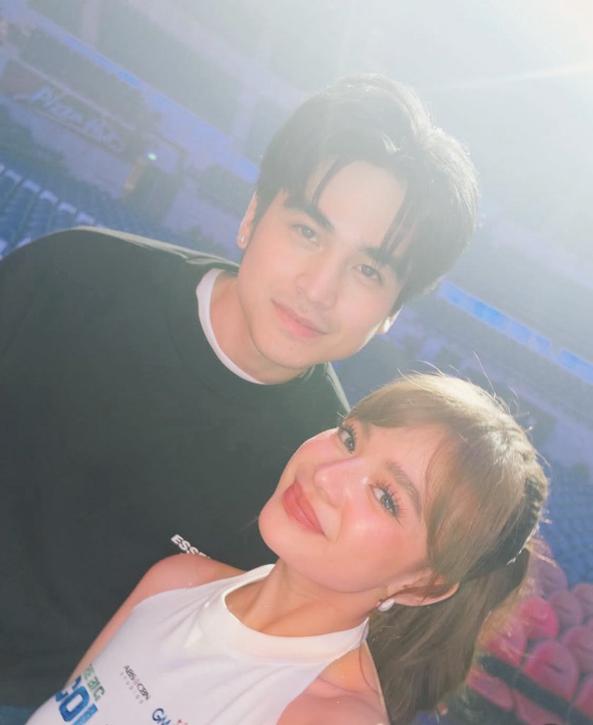 Xsplook1's tweet photo. seated naaaa ✨✨✨ https://t.co/cteMAAm16i