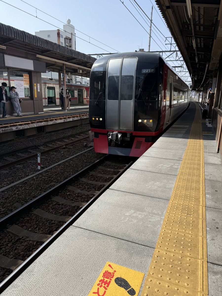 東岡崎から名鉄乗ります

とりあえず豊橋まで
そこから先は国鉄で帰ります〜