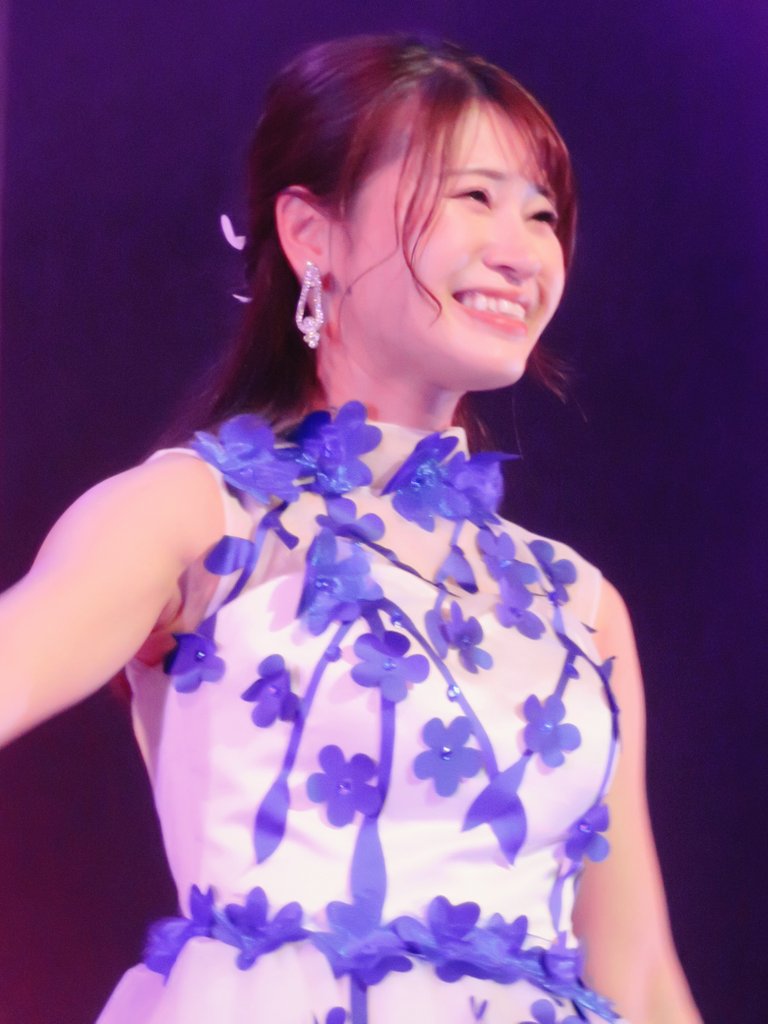 虹バラ tweet media