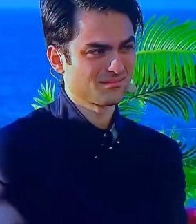 SebaLillo_M's tweet photo. Bajen luego a ese hombre horrible que Matteo Bocelli debe estar en pijama y durmiendo en el camarín esperando su turno 🥲 #Viña2026 https://t.co/XpE5AzCcMo