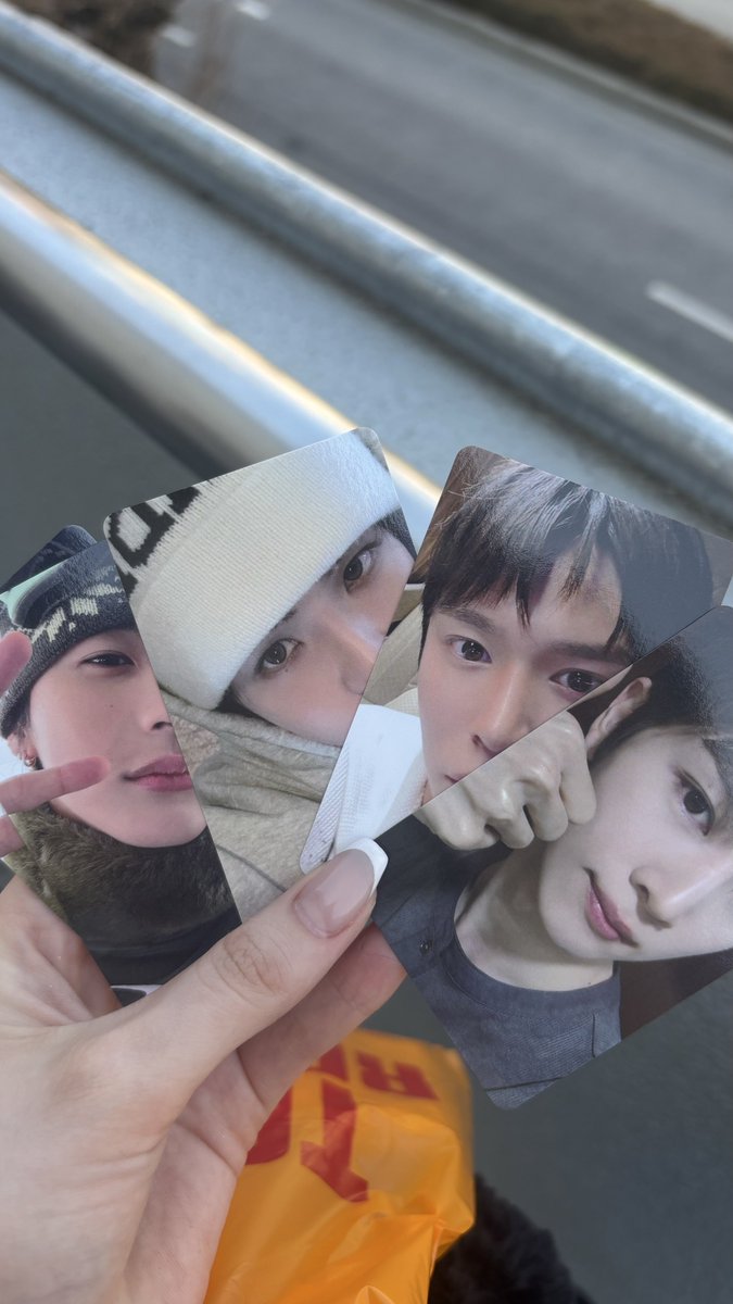 🦕୨ tweet media