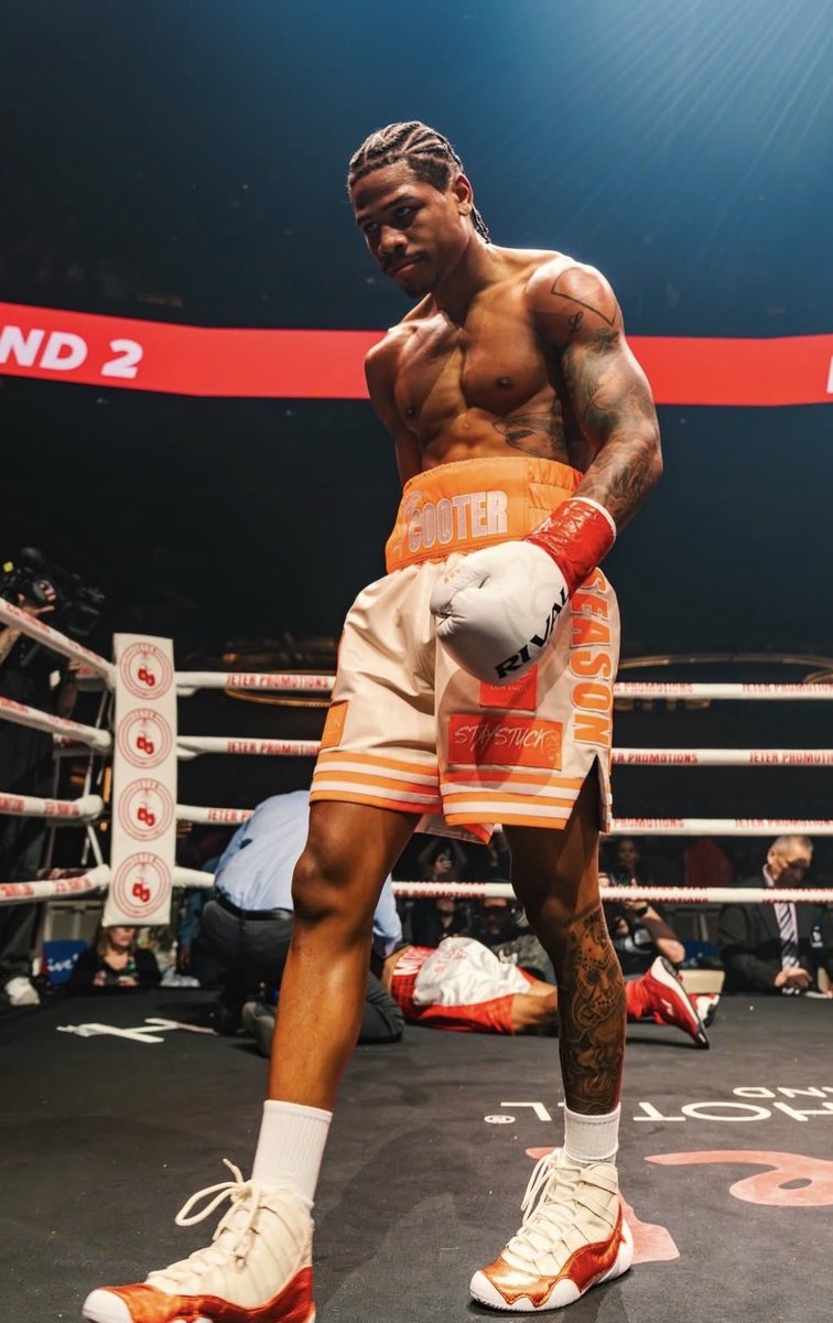 Dan The Boxing Man tweet media